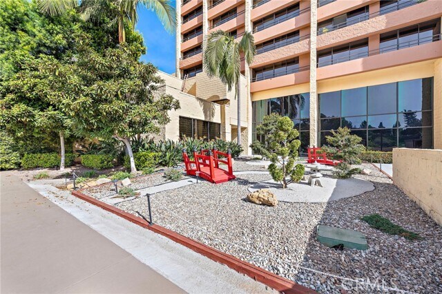 Building Photo - 24055 Paseo Del Lago
