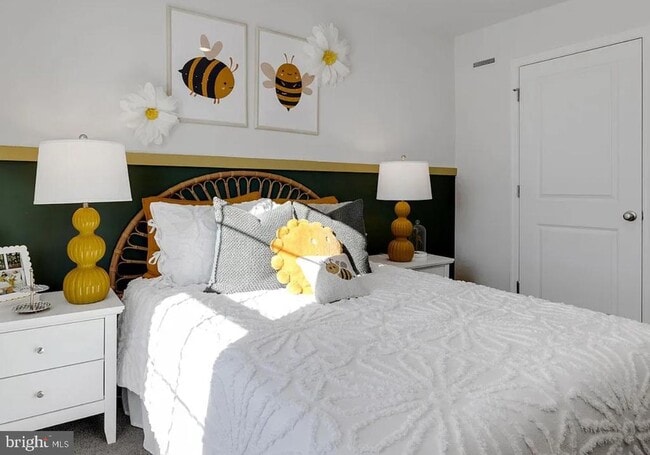 Building Photo - 8328 Alexander Ct