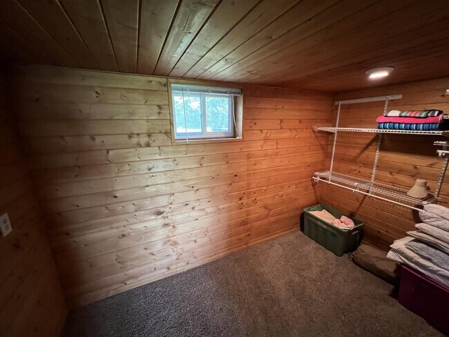 Building Photo - 29366 Pine Ridge Rd