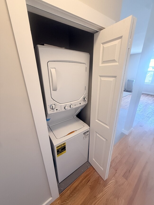 Interior Photo - 31-33 66th