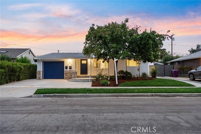 Building Photo - 6300 E Fairbrook St