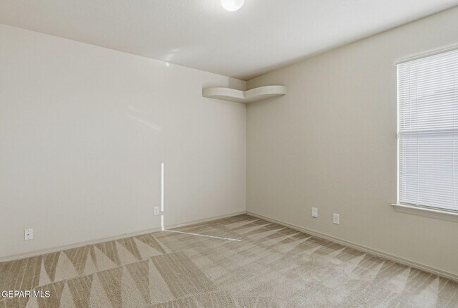 Building Photo - 2328 Honey Dew St