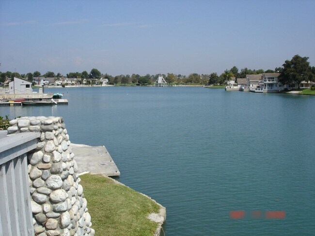 Building Photo - 171 Greenfield-