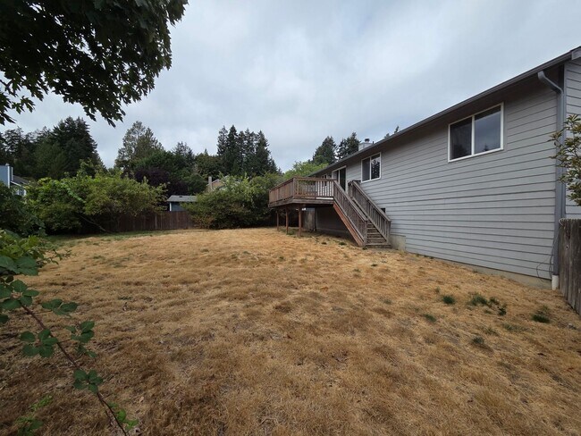 Building Photo - 4058 SE Empress Ct