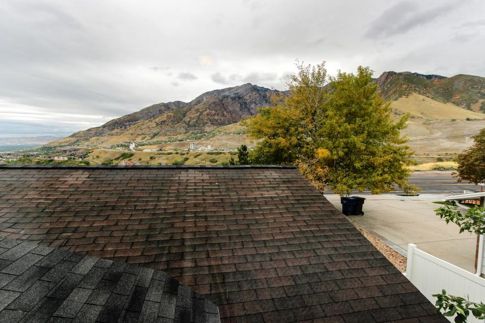 Building Photo - 3298 E Fort Union Blvd