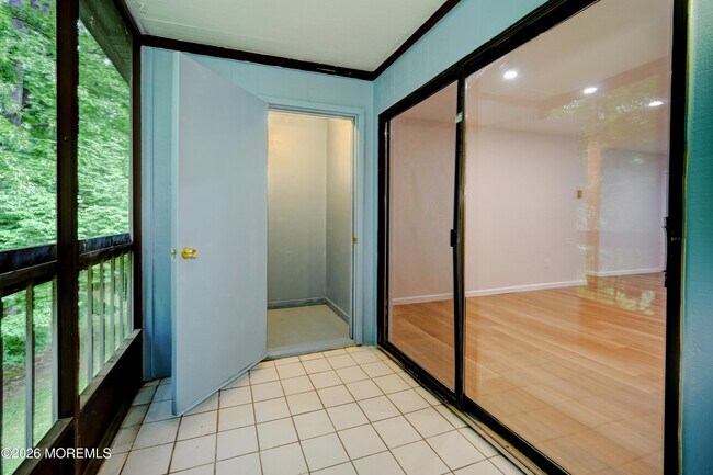 Building Photo - 99 Arrowood Rd