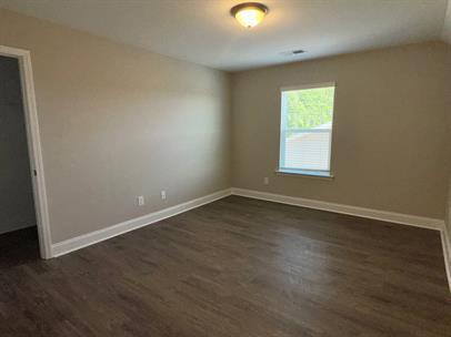 Building Photo - 1419 Bourbon Dr