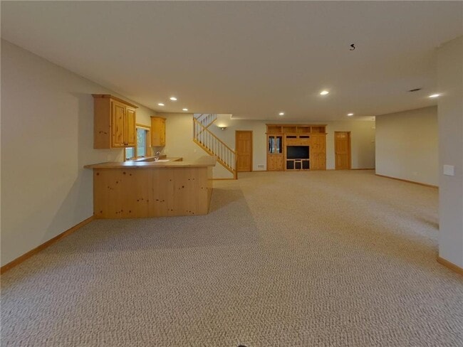 Building Photo - 1202 Adrian Dr