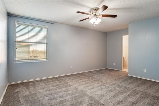 Building Photo - 1130 Annie Oakley Dr