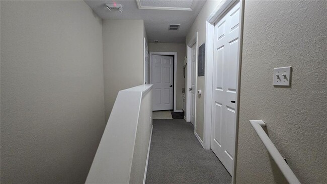 Building Photo - 2602 Lodi Cir
