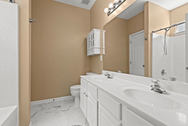 Building Photo - 2225 Gablefield Ln