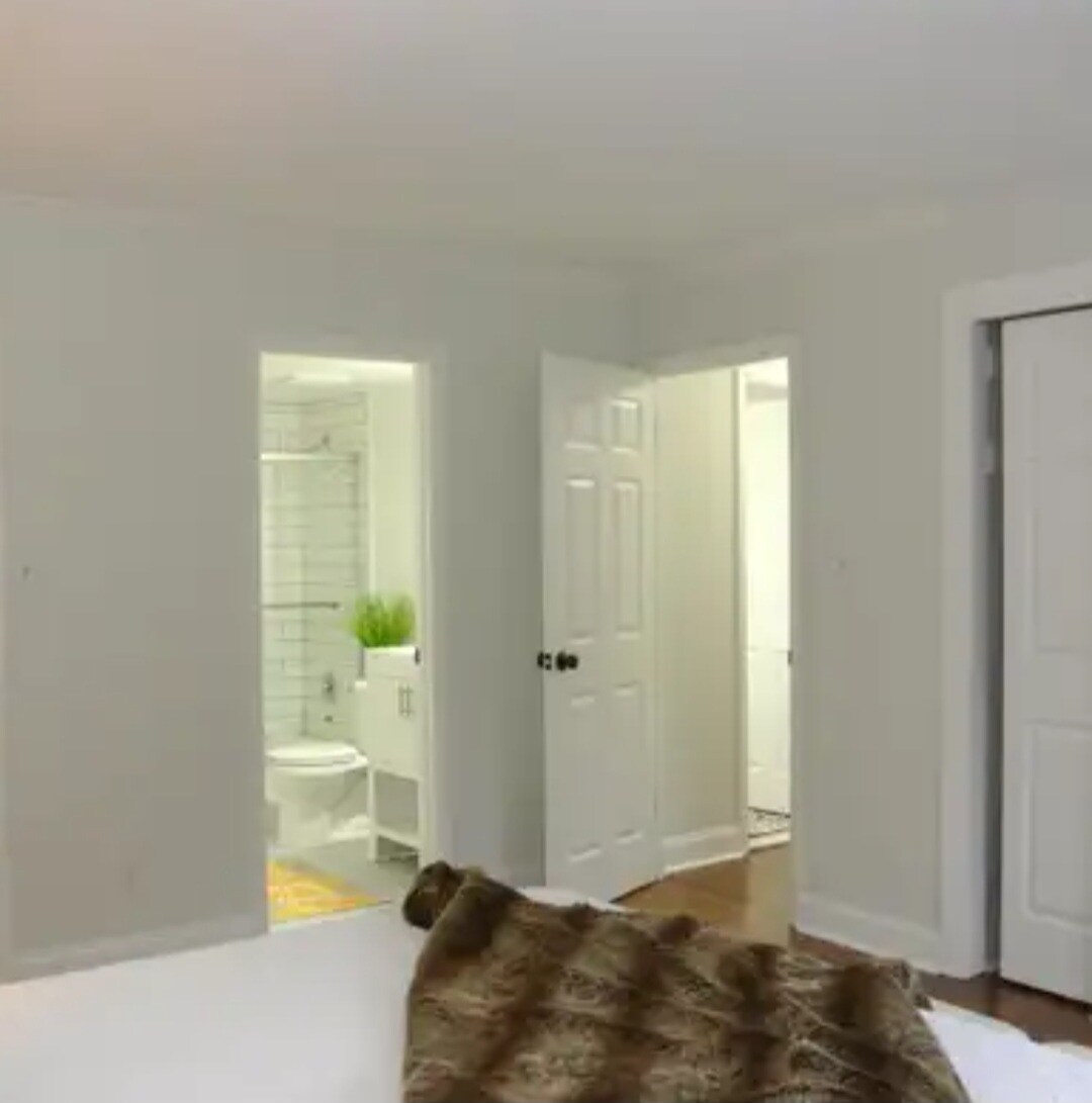 Building Photo - 341 Homeland Southway