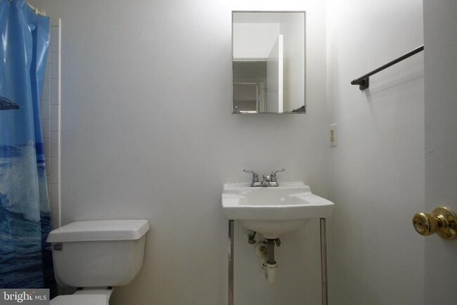 Building Photo - 10144 Reprise Dr