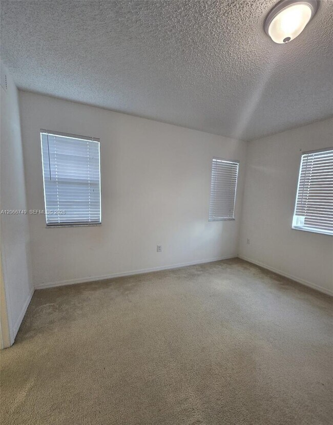 Building Photo - 2301 W Preserve Way
