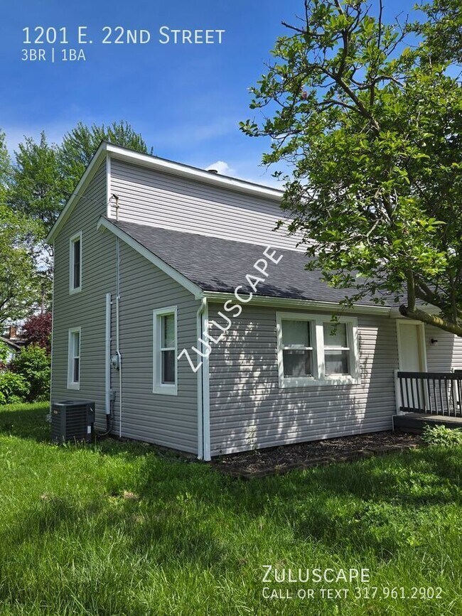 Building Photo - First Month Free! Large newly rehabbed ran...