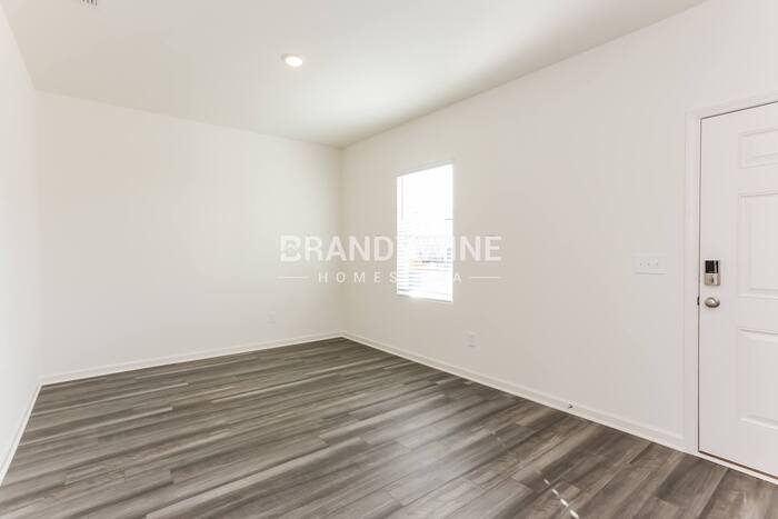 Building Photo - 63 Rowlett Pl