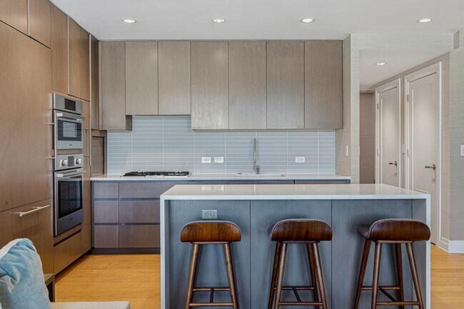 Building Photo - 2501 M St NW