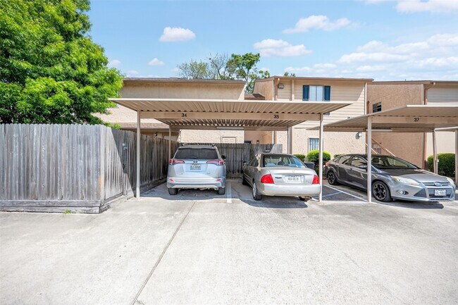 Building Photo - 5000 Milwee St
