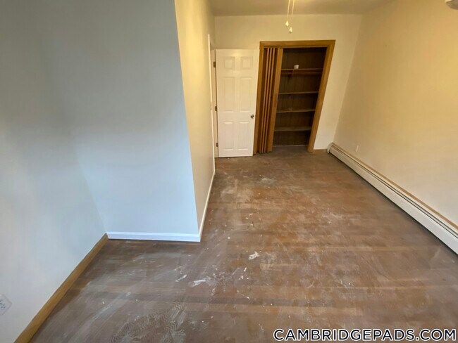 Building Photo - 161 Otis St