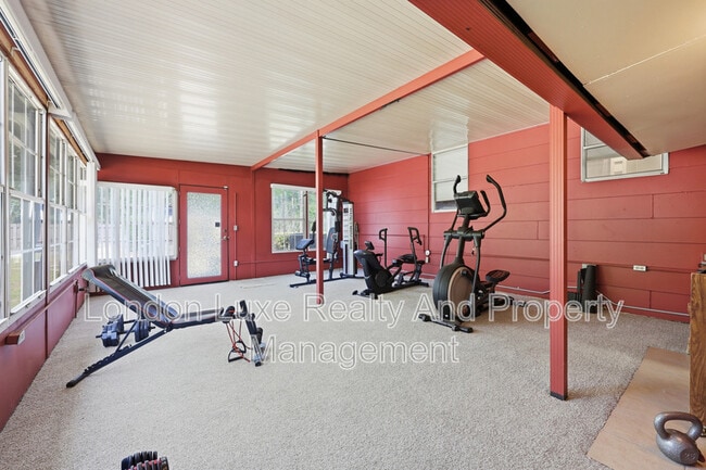Building Photo - 9246 Bearden Rd