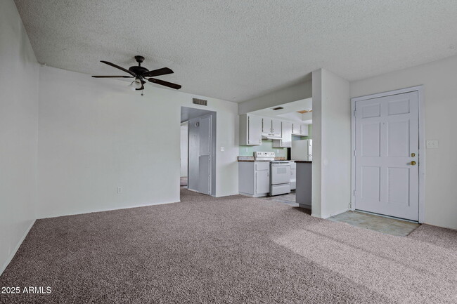 Building Photo - 645 W Rio Salado Pkwy