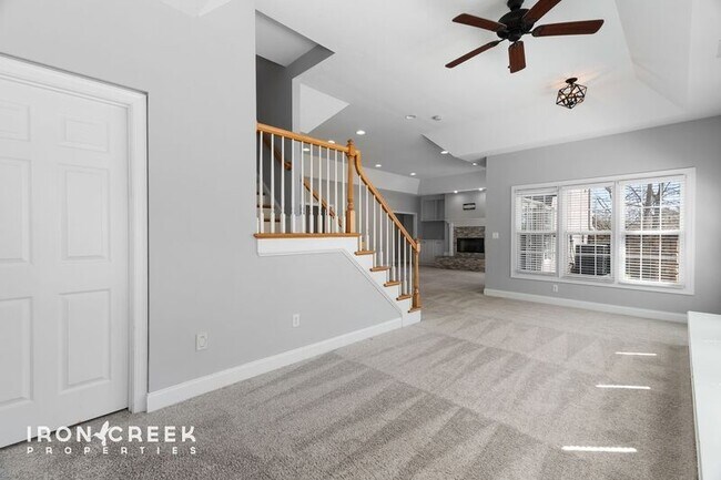 Building Photo - 1904 Bearberry Ln