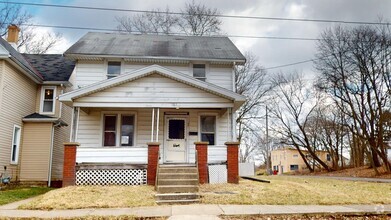 Building Photo - Mansfield, Large house on Corner lot