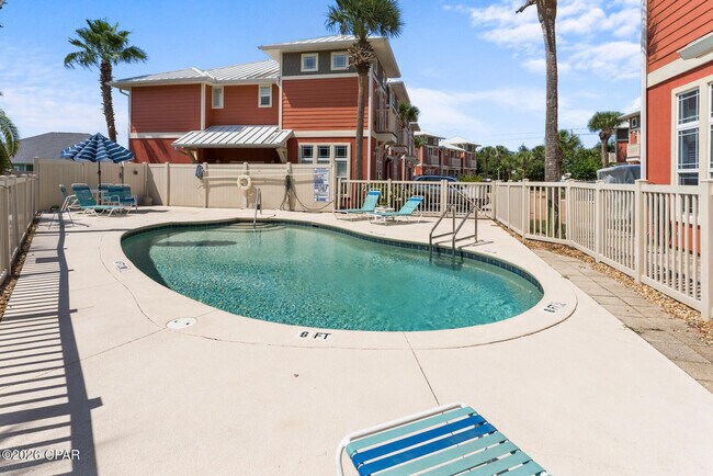 Building Photo - 100 Downing St