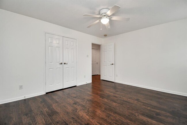 Building Photo - 8522 Chancellorsville Ln