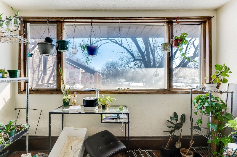 Building Photo - 1160 Raymond Ave