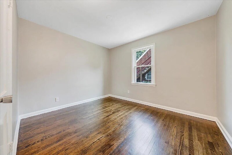 Building Photo - 2109 Colgate St NE