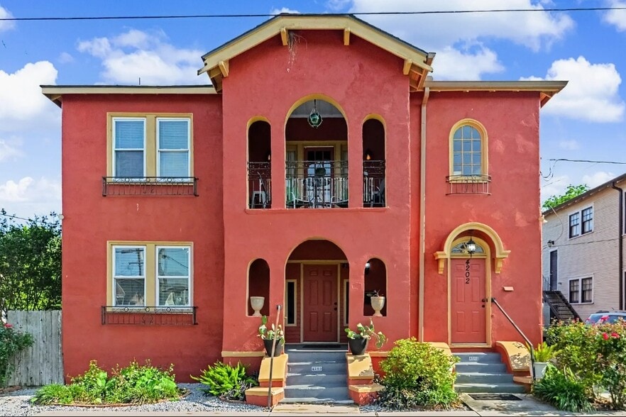 Building Photo - 4200 S Derbigny St