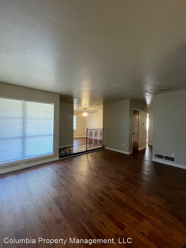 Building Photo - 3 br, 2 bath House - 8 Tulip Drive