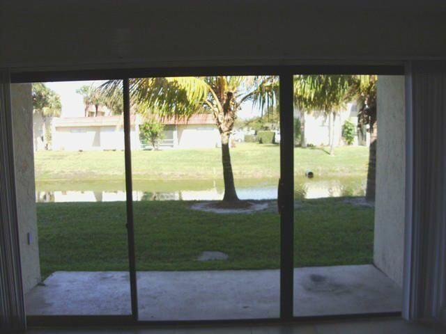 Building Photo - 1524 Lake Crystal Dr