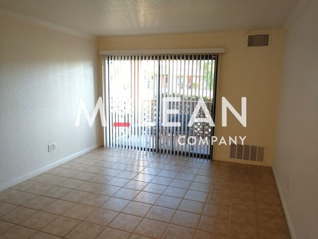 Building Photo - 78650 Ave 42