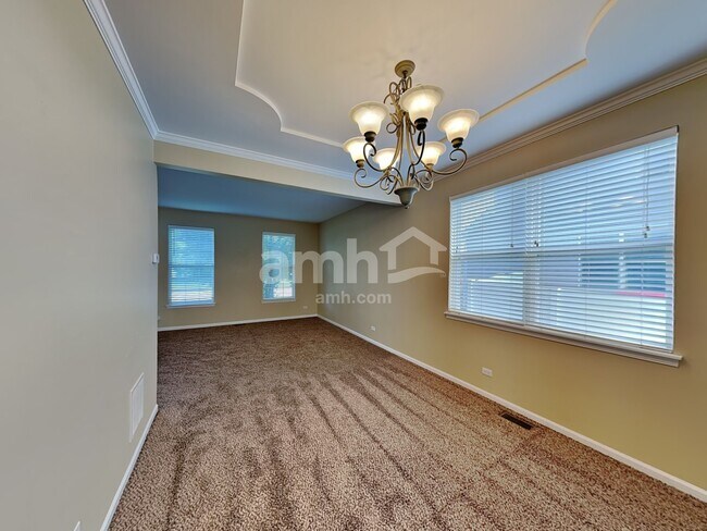 Building Photo - 16438 Fairfield Dr