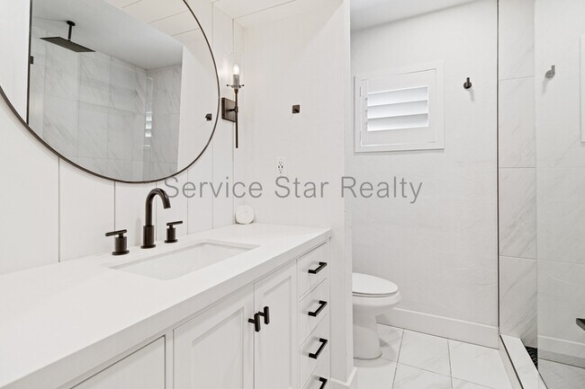 Building Photo - 4860 N 73rd St