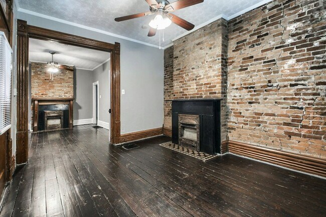 Building Photo - 226-228-228 Wilber Ave