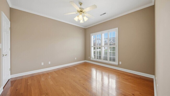 Building Photo - 2 bedroom East Brainerd Townhome