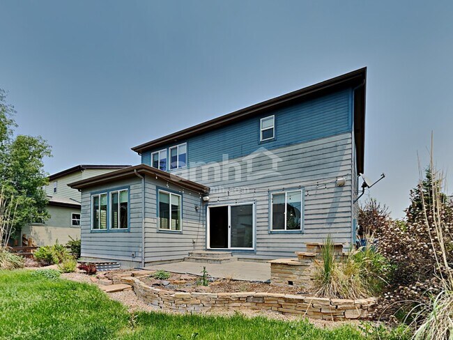 Building Photo - 10063 Salida St