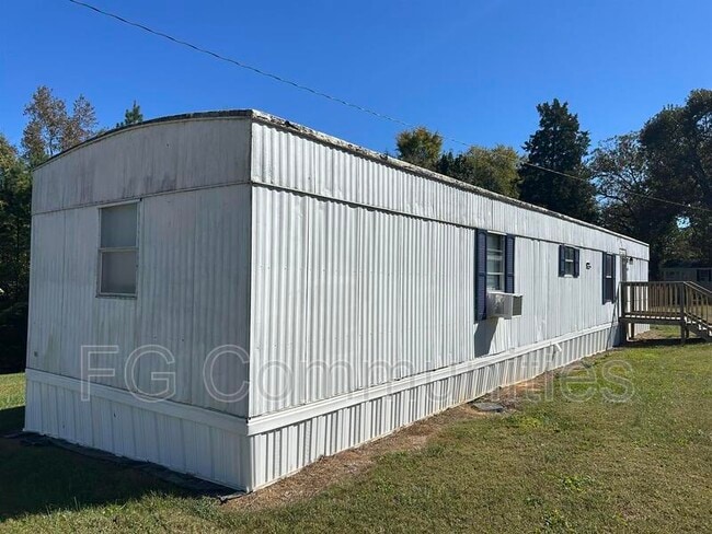 Building Photo - 109 Ray Cir