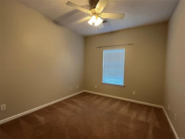 Building Photo - 9679 Greythorne Way