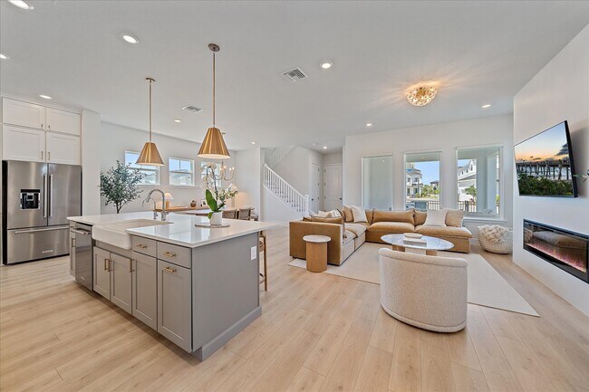 Building Photo - 7279 Kodiak Ln