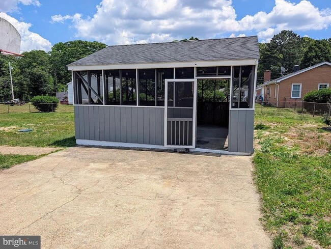 Building Photo - 26640 Three Notch Rd