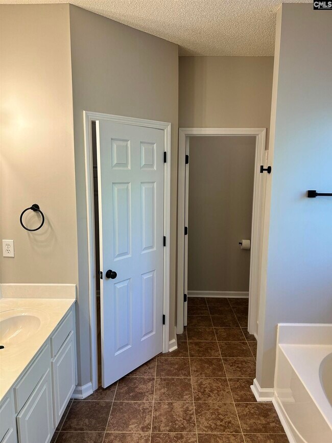 Building Photo - 480 Indigo Ridge Dr