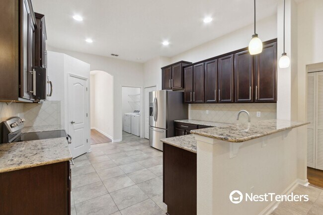 Building Photo - Roses Bluff Home in Yulee!