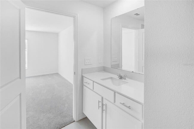 Building Photo - 2167 Lone Oak Ln