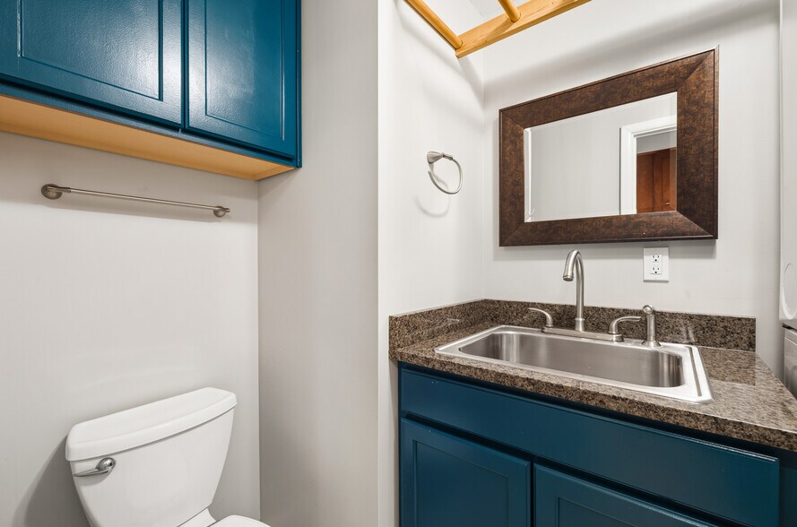 Building Photo - 19515 Fremont Ave N