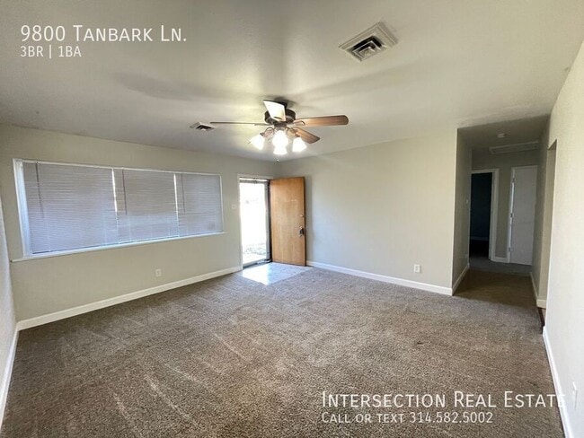Building Photo - 9800 Tanbark Ln