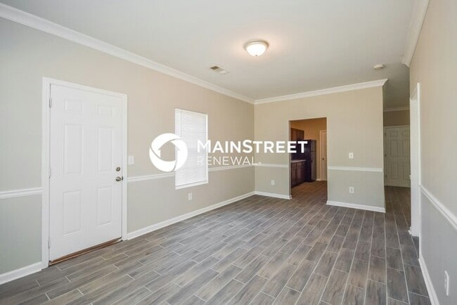 Building Photo - 4 Bedroom Pet-Friendly Home in COVINGTON, ...